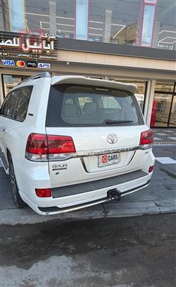 تويوتا لاندكروزر